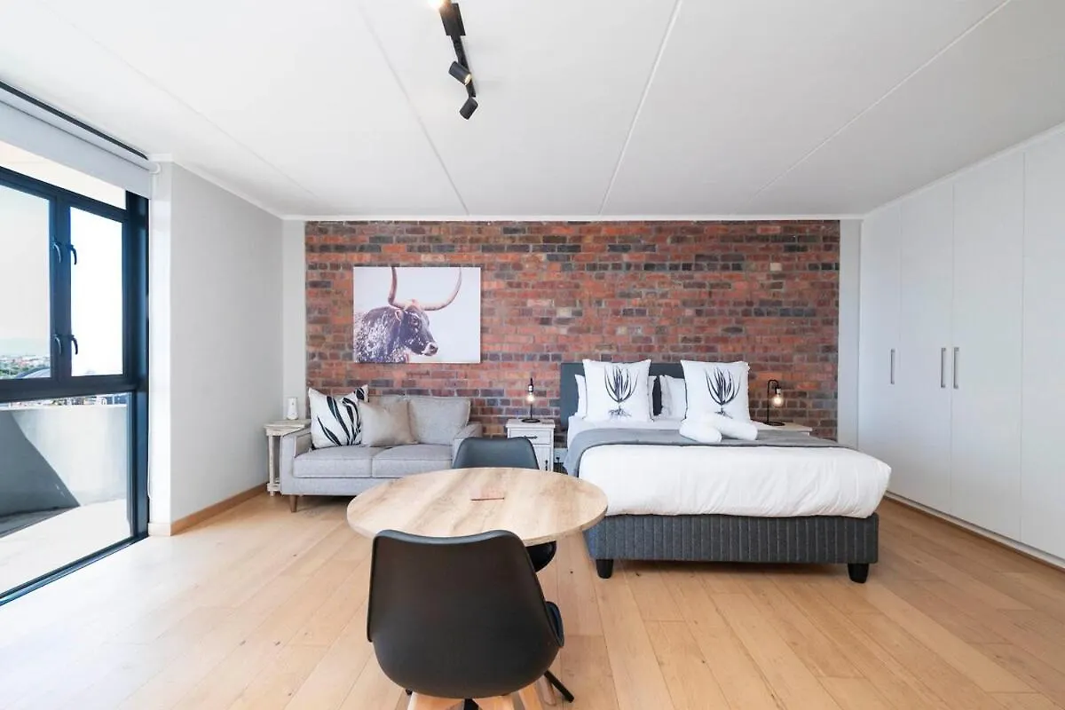 Apartment Ferienwohnung Sleek Sanctuary In The Sky Kapstadt